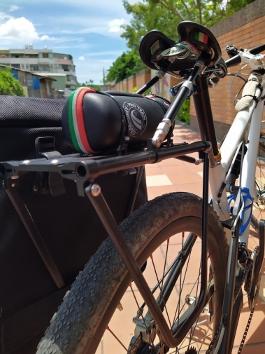 cycling packing carrier